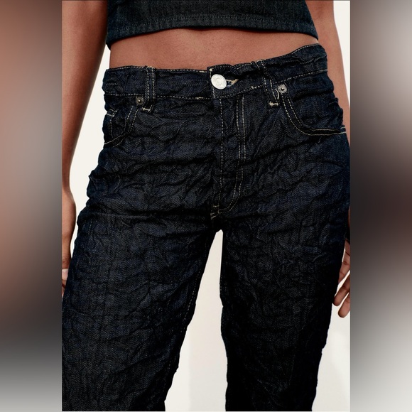 Zara NWT Mid Waist Wrinkle Effect Jeans - Picture 9 of 11